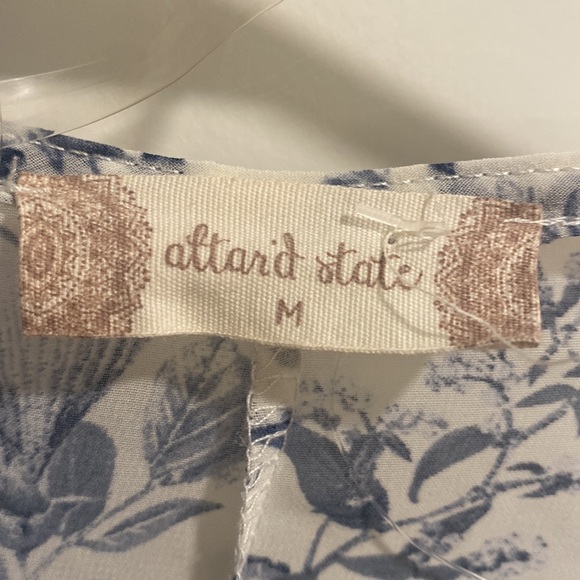 Altar’d State Floral Kimono - Picture 2 of 2